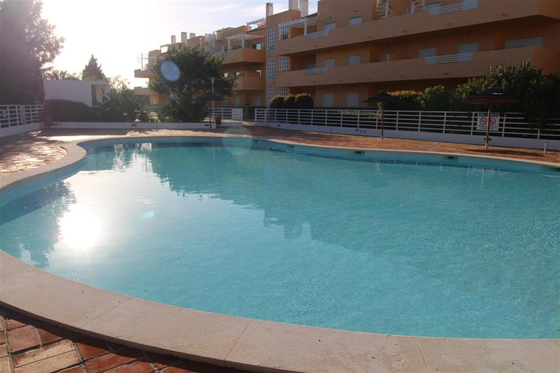 Marinho - 2 Bedroom 2 Bathroom Ground Floor Apartment With Communal Pool And Gardens Conceição Exterior foto