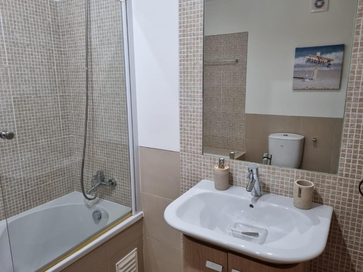 Marinho - 2 Bedroom 2 Bathroom Ground Floor Apartment With Communal Pool And Gardens Conceição Exterior foto
