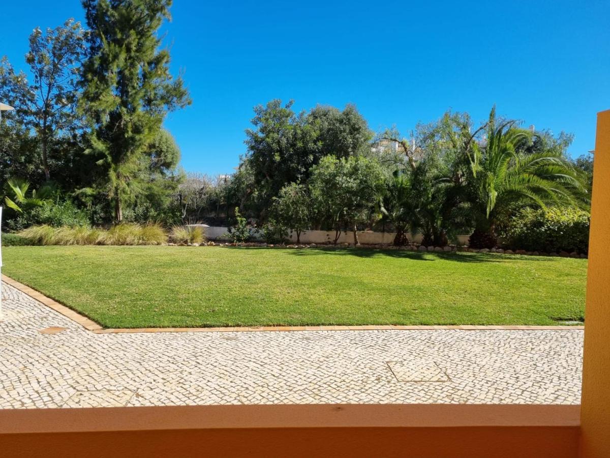 Marinho - 2 Bedroom 2 Bathroom Ground Floor Apartment With Communal Pool And Gardens Conceição Exterior foto